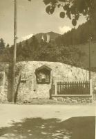 Dateiname=Gilmstrasse1943-01.jpg
Dateigröße=106KB
Abmessungen: 446x638
hinzugefügt am: 28. April 2006 Gilmstrasse1943-01.jpg