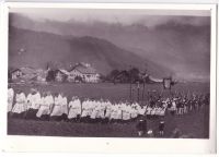 Dateiname=prozession.jpg
Dateigröße=103KB
Abmessungen: 1076x777
hinzugefügt am: 03. August 2006 prozession.jpg